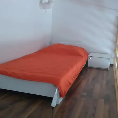 Antonio Apartment