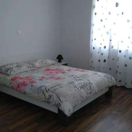 Antonio Apartment